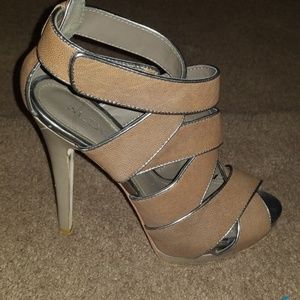 Aldo pumps worn twice